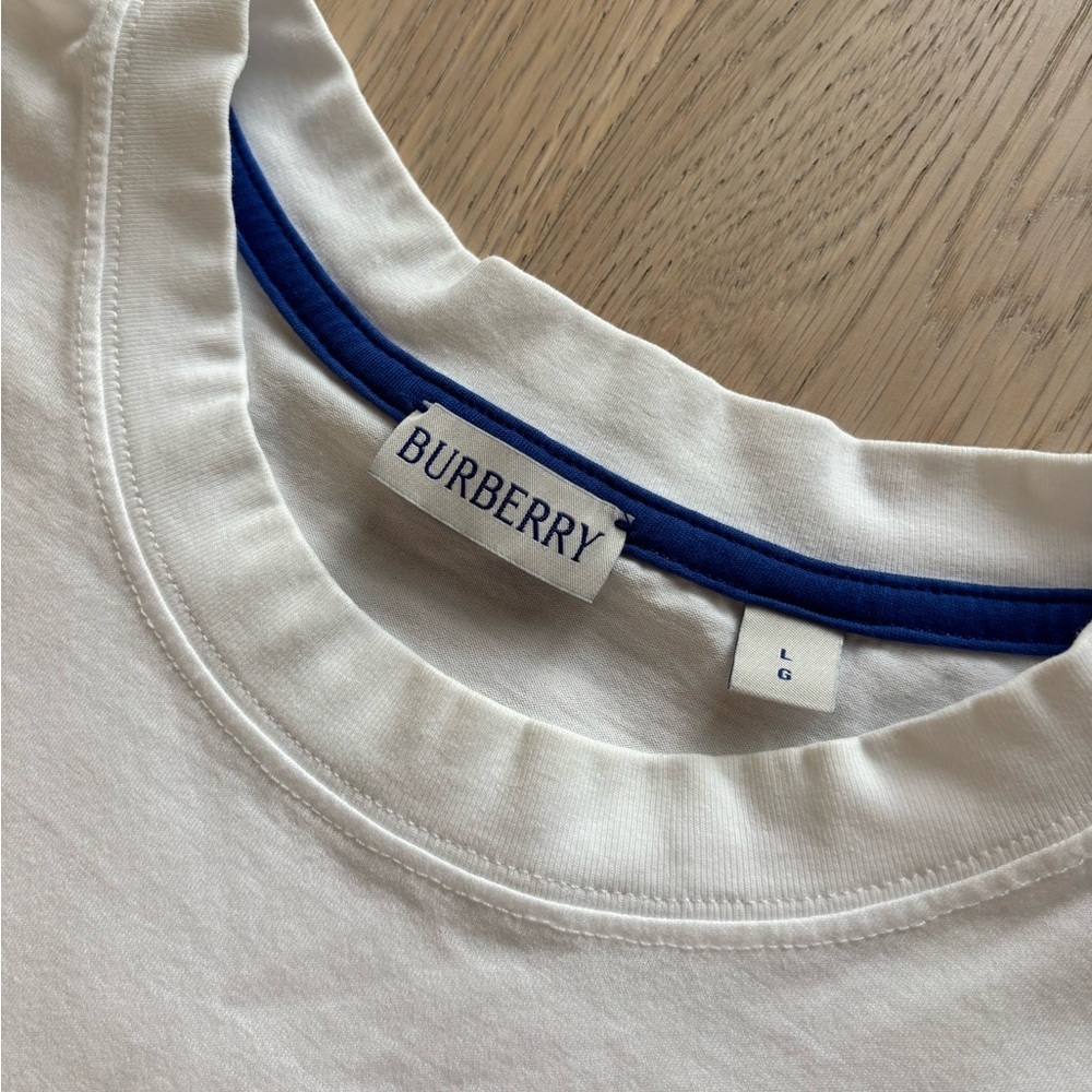 Burberry Men’s White Cotton T-shirt In Size L - Picture 3 of 5